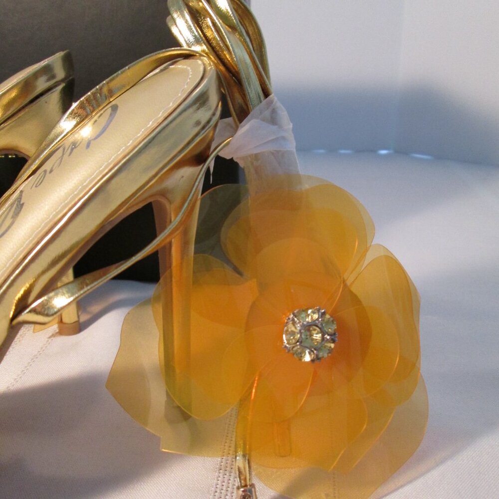 Cape Robbin Ahloaa Floral Strappy Heels Gold Sz 8.5 NIB - Picture 7 of 9